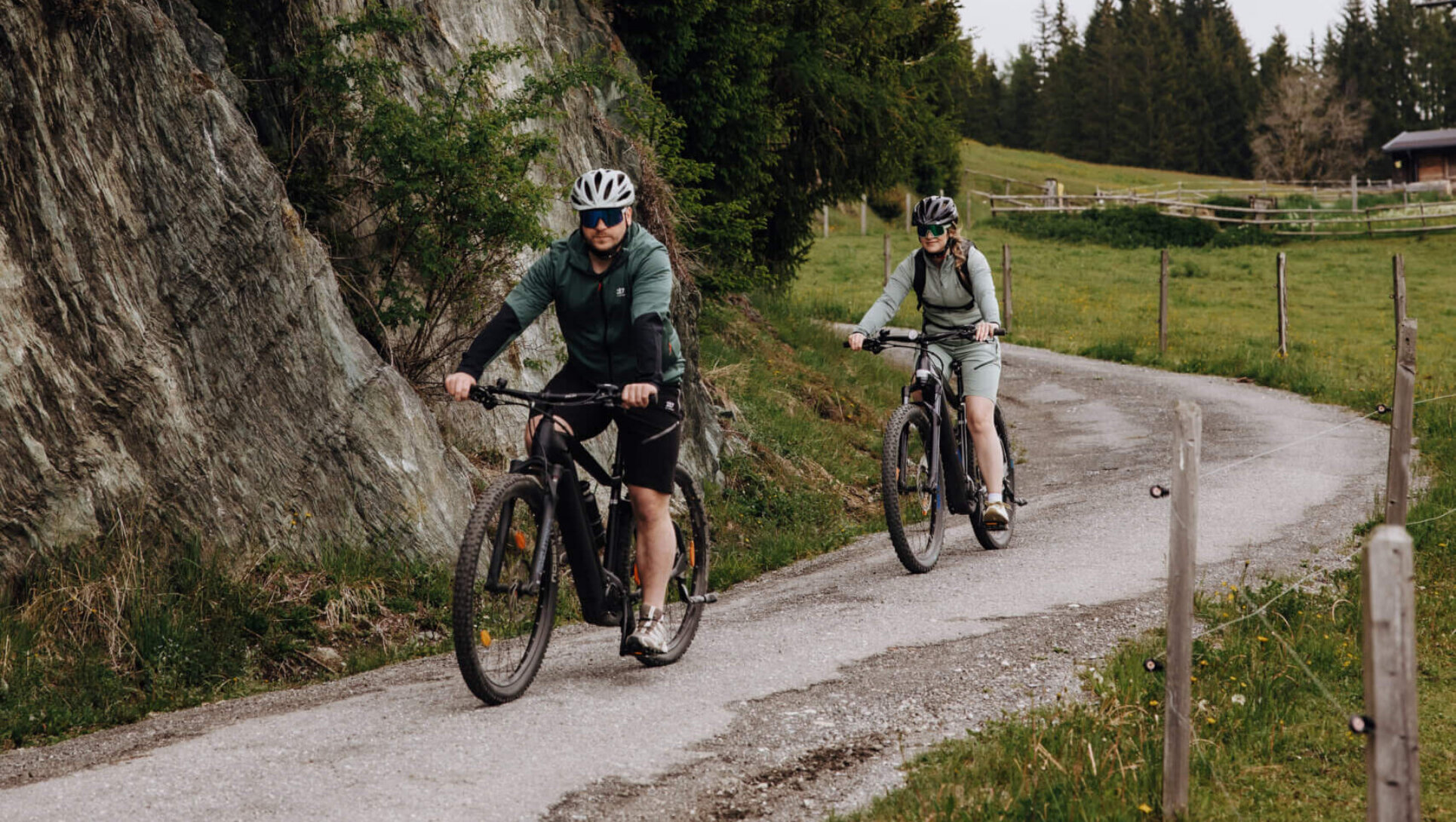 Radfahren und Biken auf der Salzburger Sonnenterrasse bei Goldegg